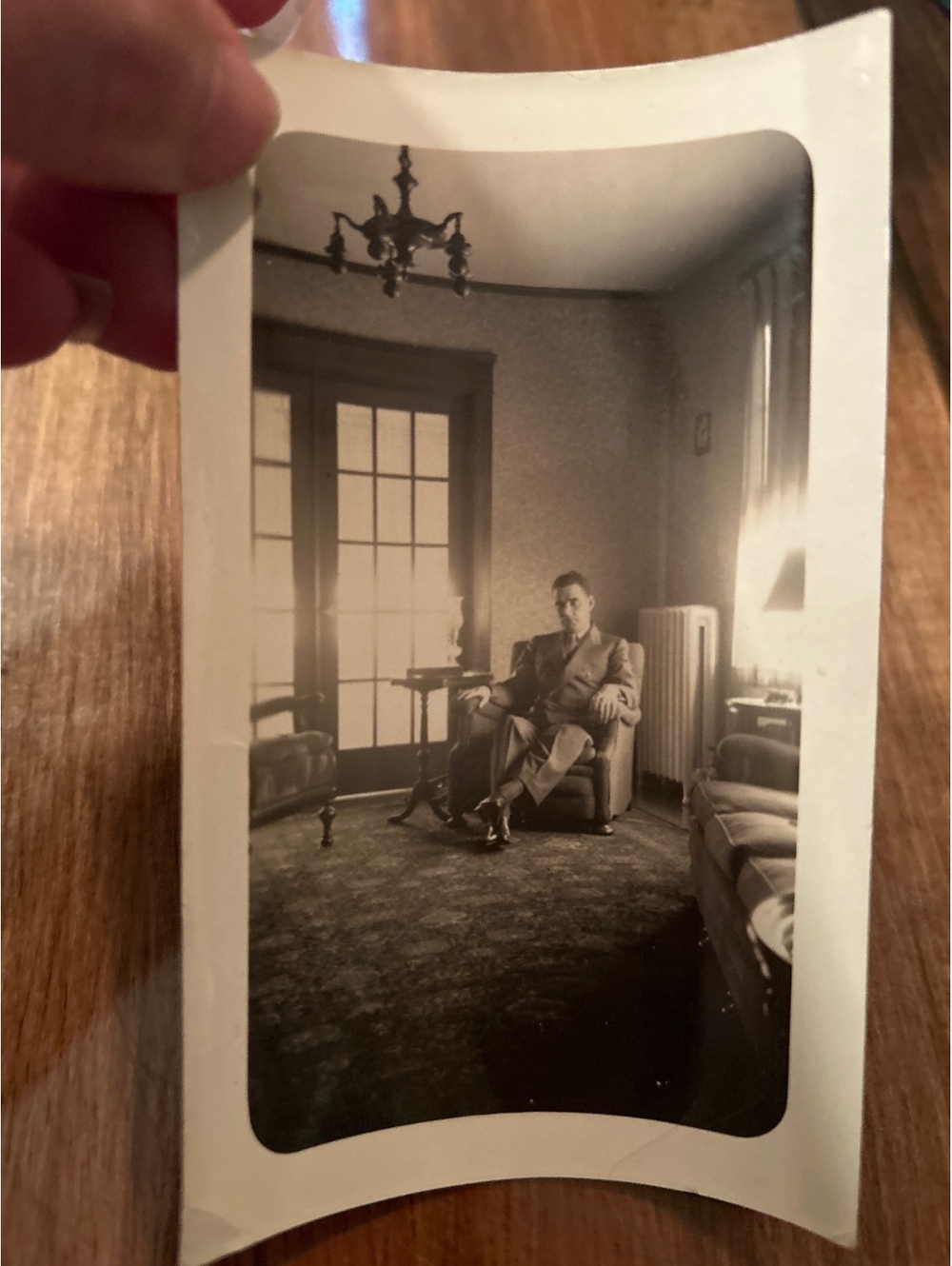 Picture ephemera - Picture 2 of 3